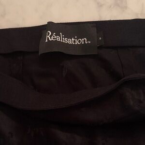 Realisation Par Black Skirt